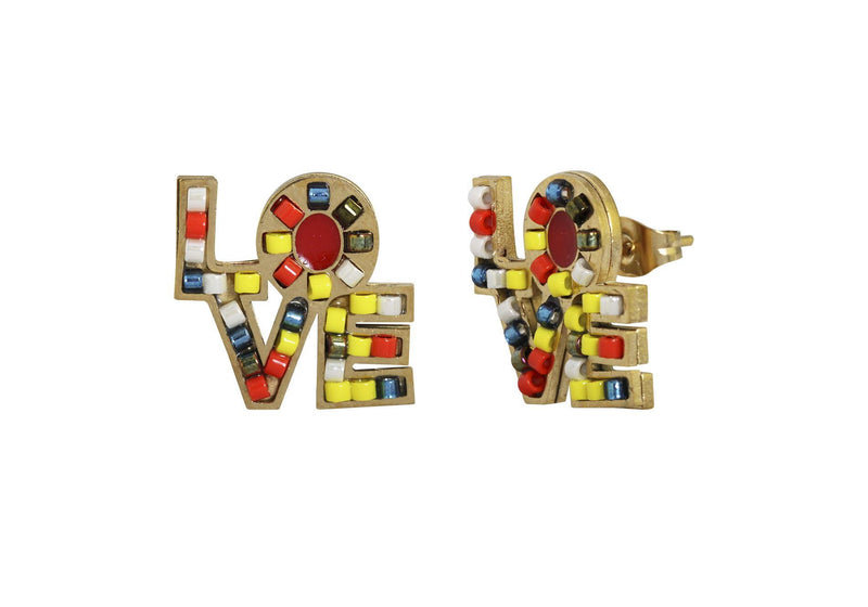 Aretes LOVE con Chaquira