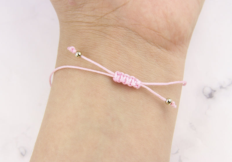 Brazalete de Hilo color Rosa con Conchita